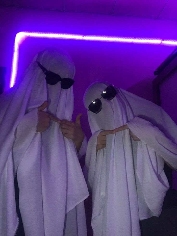 5 friends group dp girl attitude