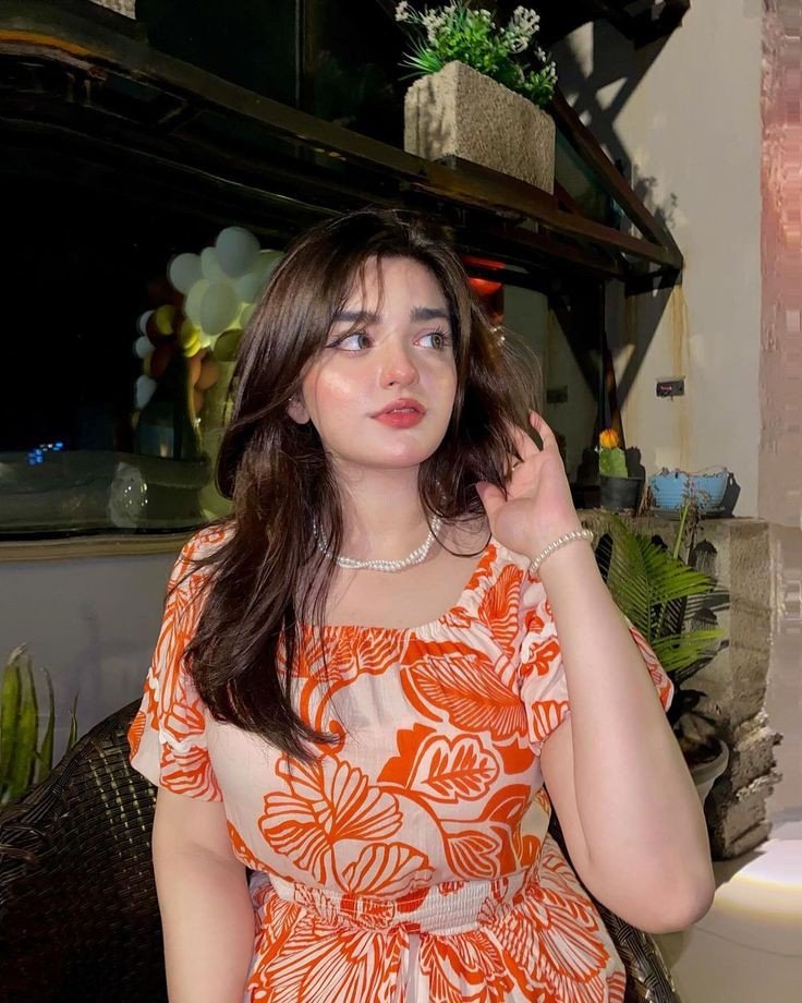 Black and White Girls Dp