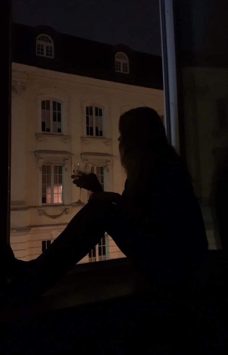 alone sad dp girl attitude