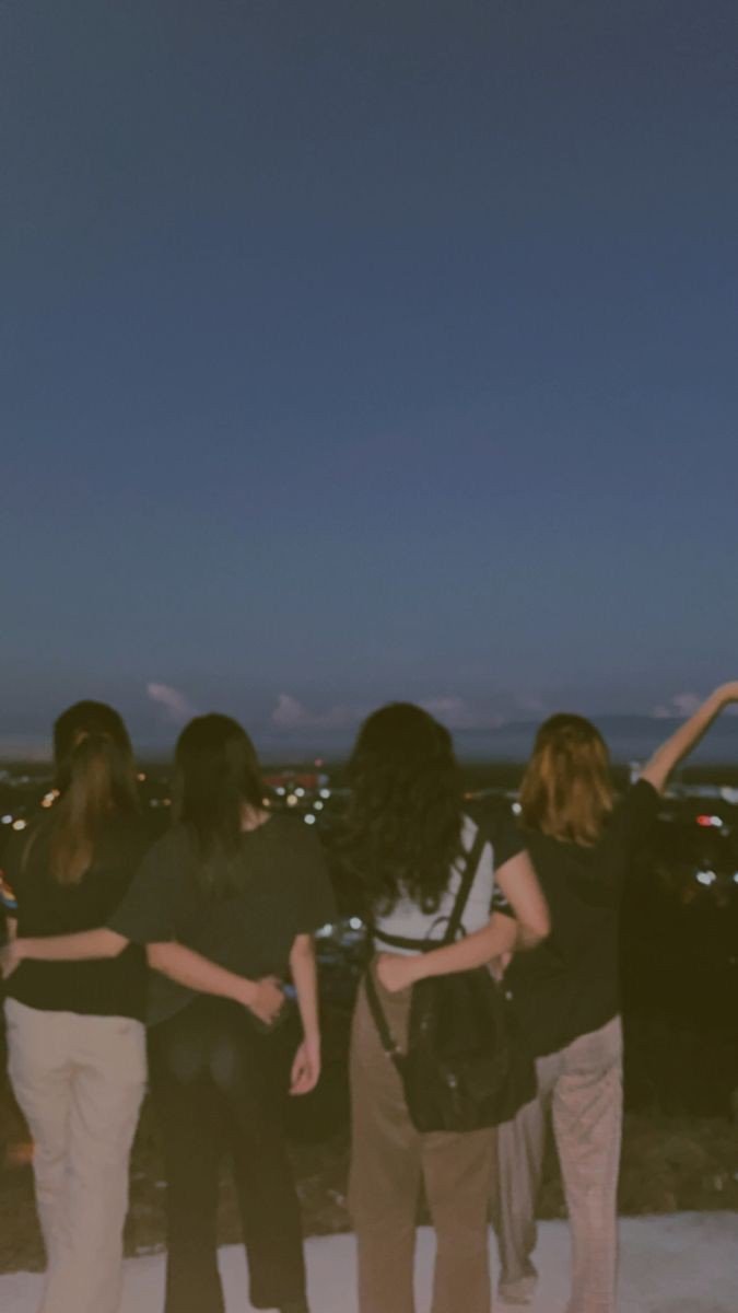 anime friends dp girl