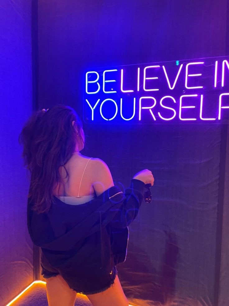 attitude girl dp for instagram black and white in english