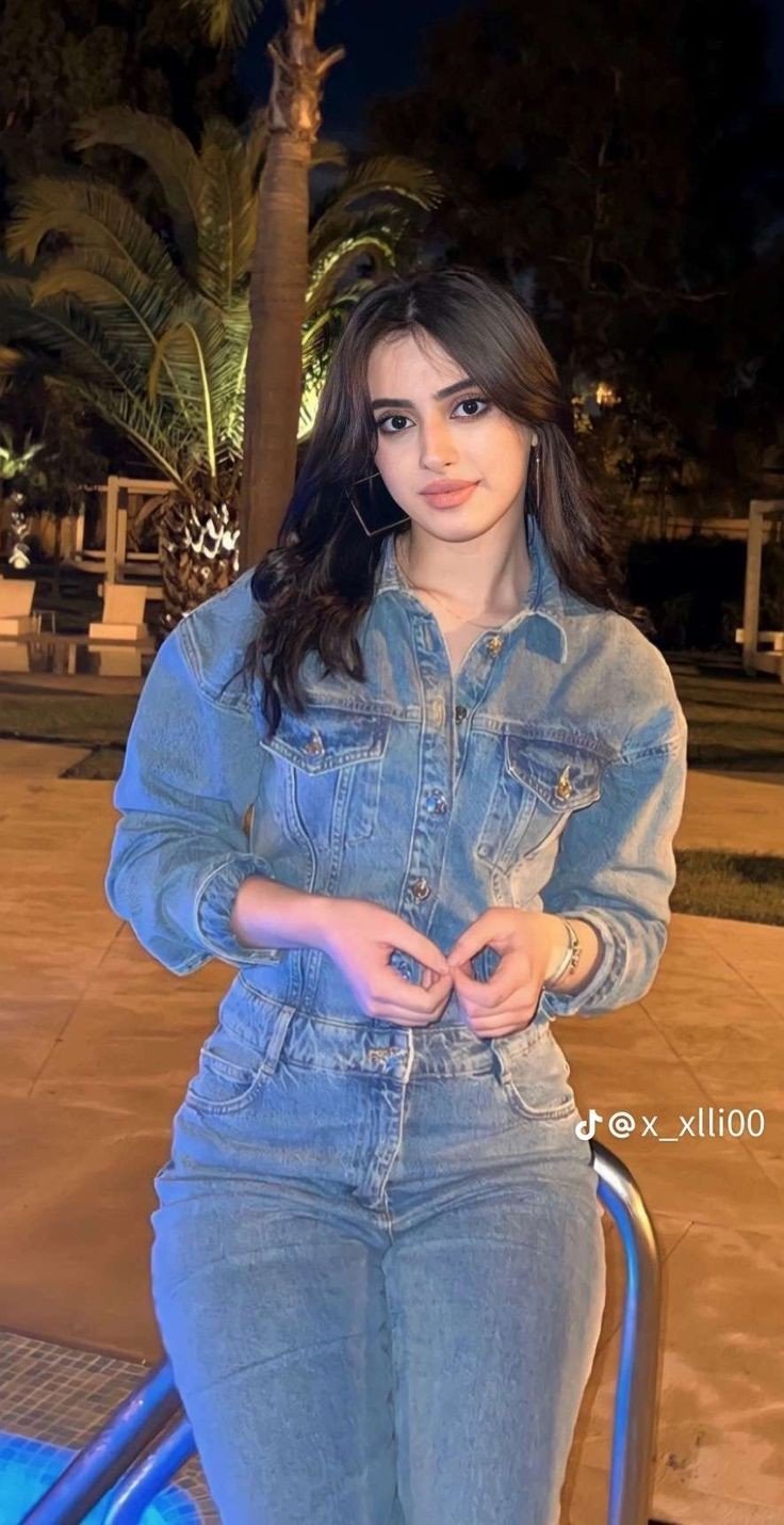 attitude girl photo dp instagram