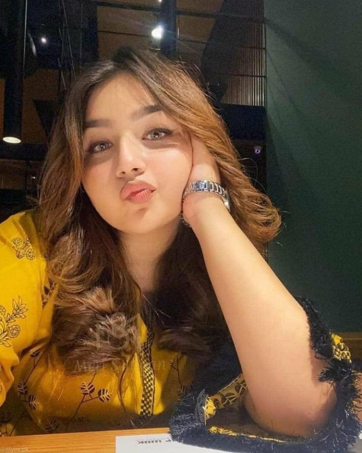 beautiful cute simple girl pic 12 years indian