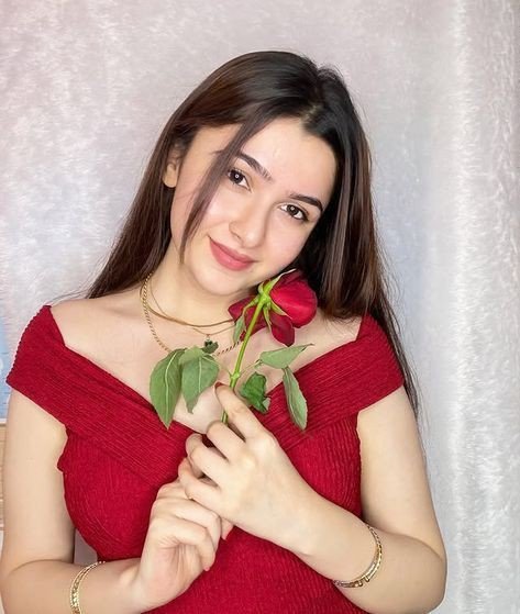 beautiful desi girl photo dp