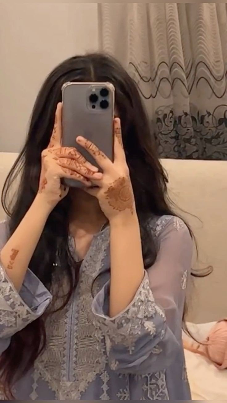 beautiful girl photo dp instagram