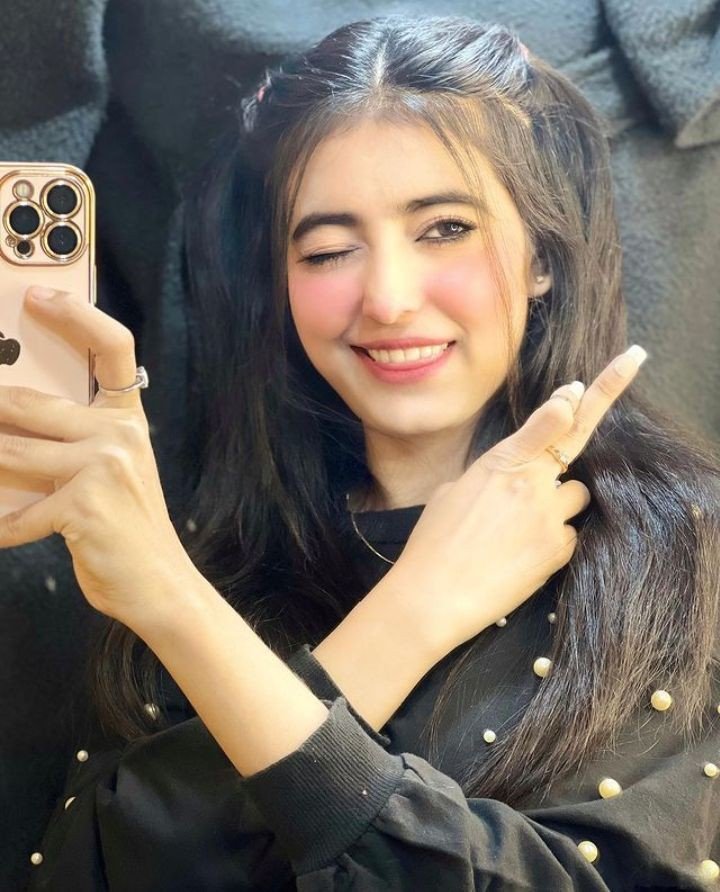 cartoon attitude girls dp