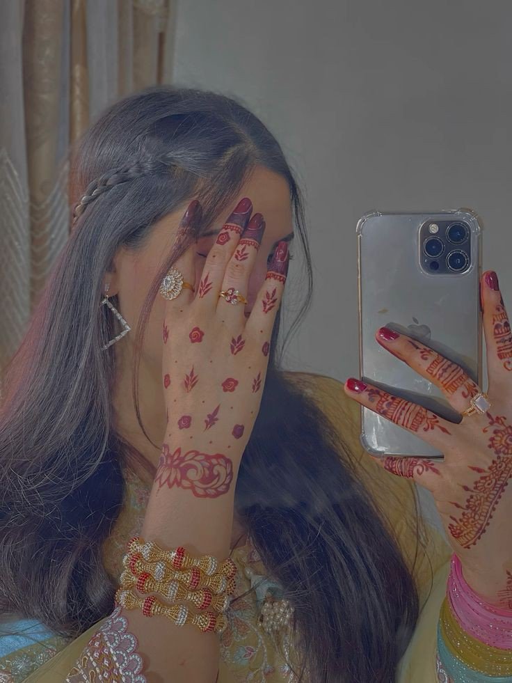 cute attitude girls dp