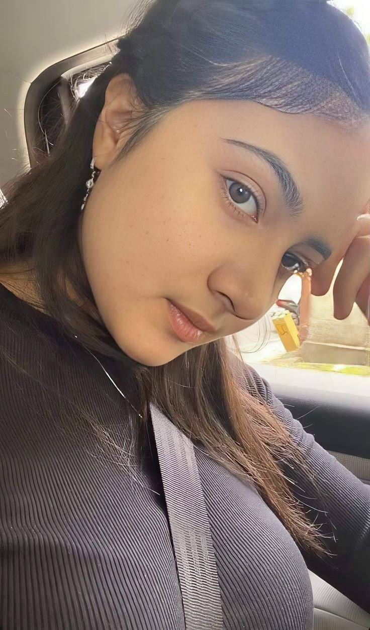 cute simple girl pic muslim hijab