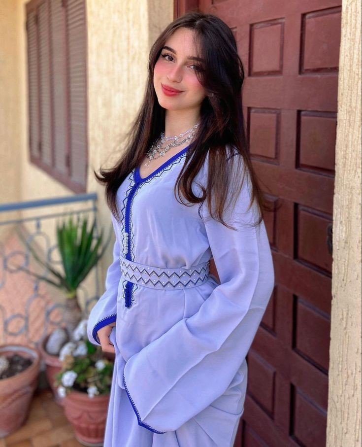 girl photo dp instagram black simple