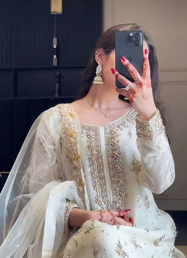 girl photo dp instagram hidden face black simple