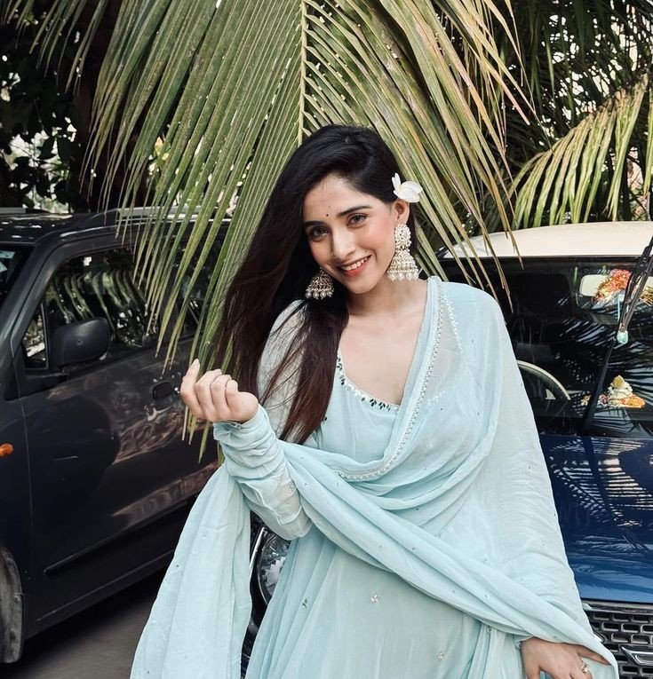 instagram girls dp alone