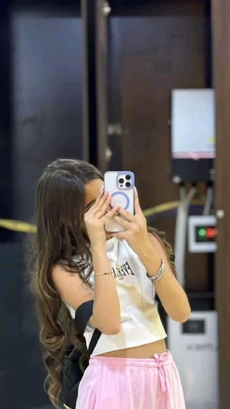 mirror dp girl black