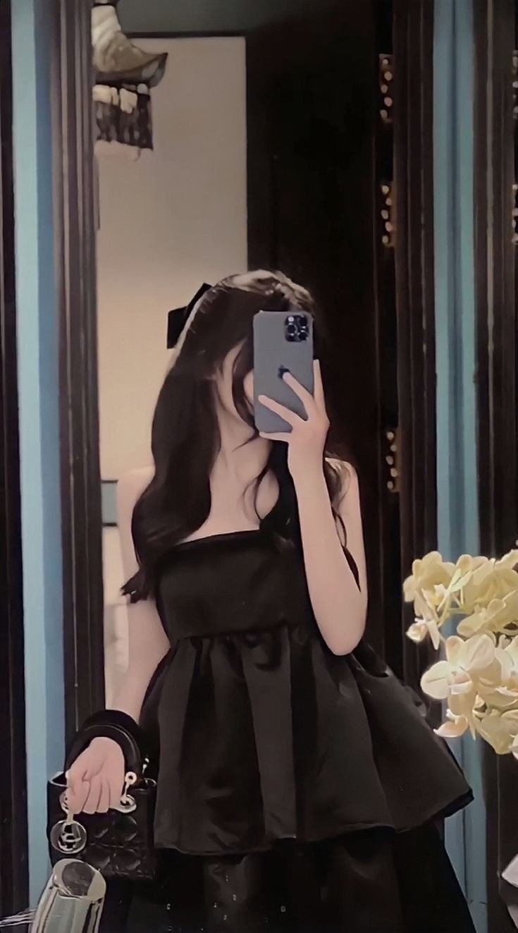 mirror pic girl dp cartoon