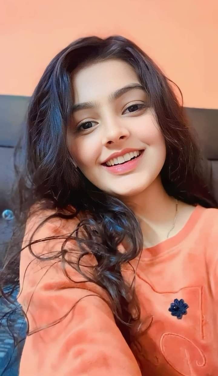 real cute simple girl pic