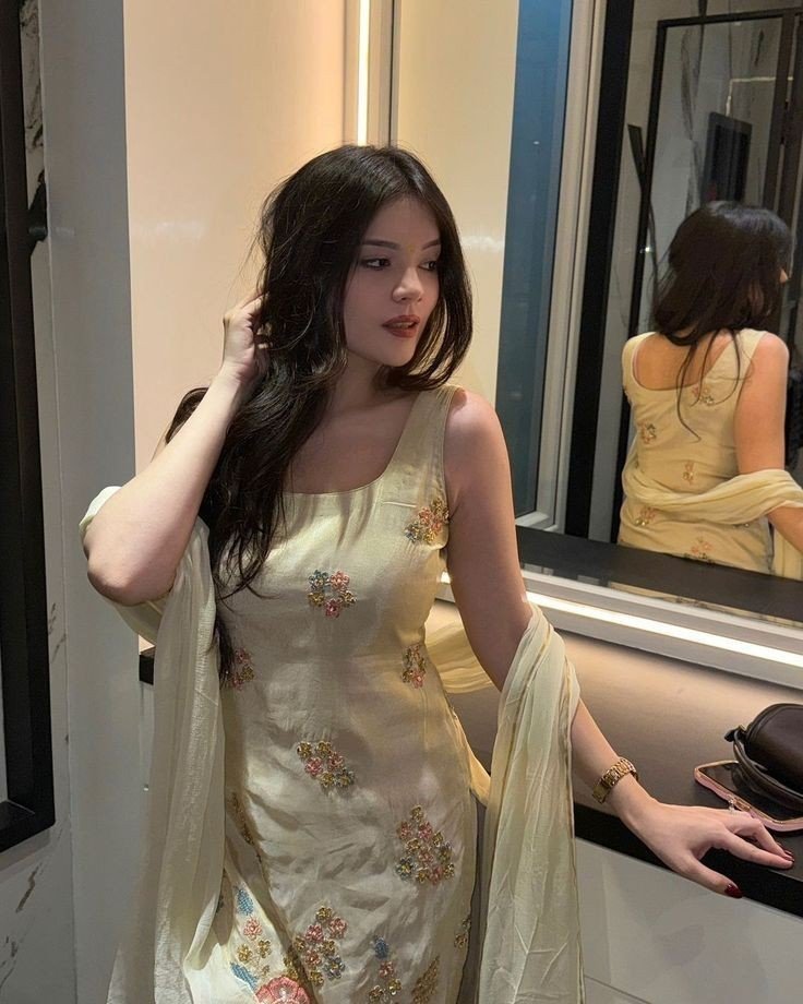 single girl dp attitude for instagram