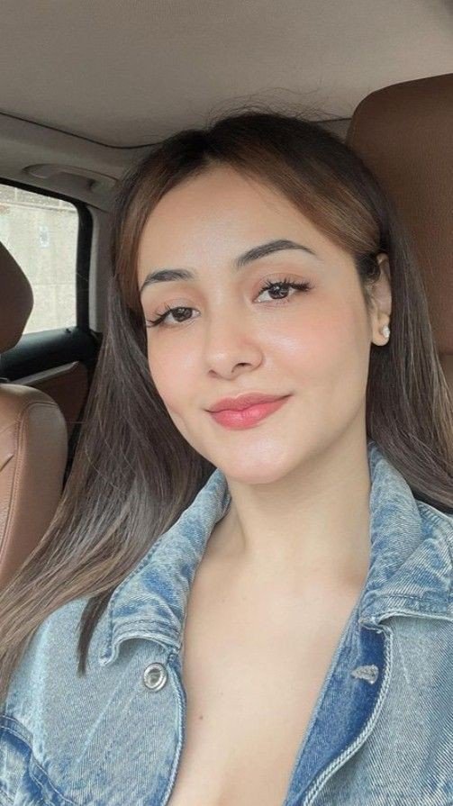 single girl dp instagram aesthetic simple