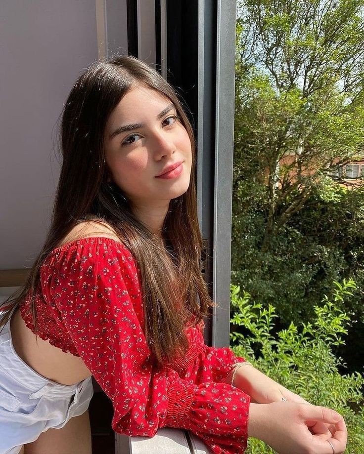 ladki ka dp achcha sa